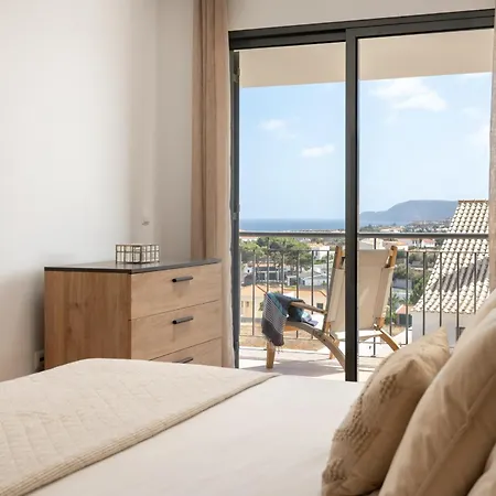 Marantemar By An Island * Порту-Санту