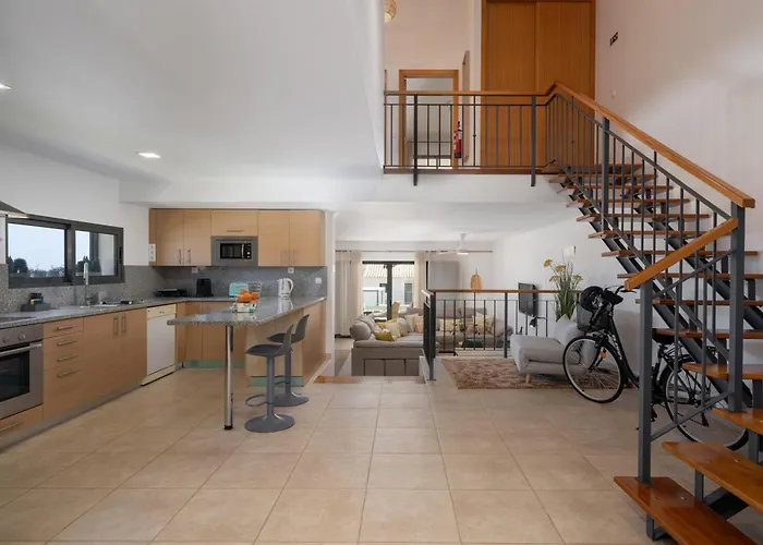 Tatil Evi Marantemar By An Island *